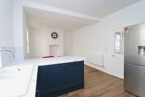 Photo 17- click for photo gallery